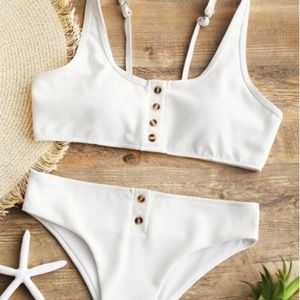 NWT Zaful White Buttoned Bikini